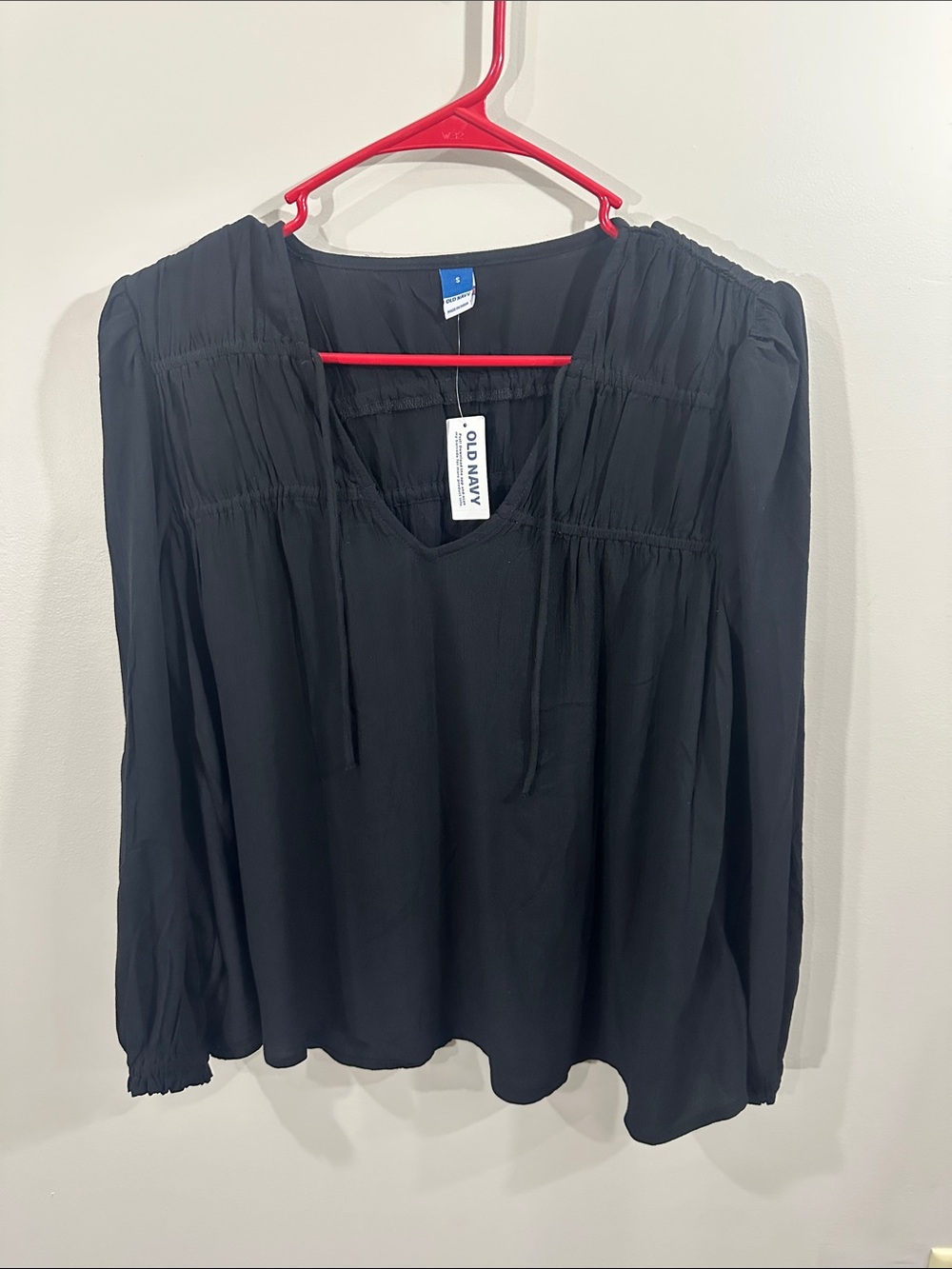 NWT Old Navy Black Peasant Blouse with Tie Neck, Size S